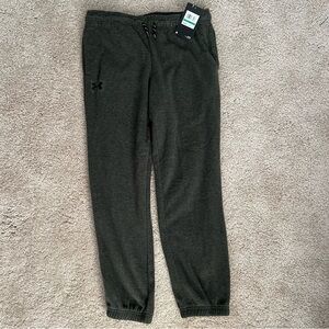 New, Under Armour Youth Large Fleece Sweatpants/Joggers